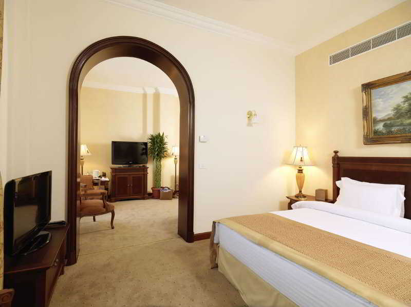 Le Patio Boutique Hotel Beirut Downtown Exteriör bild