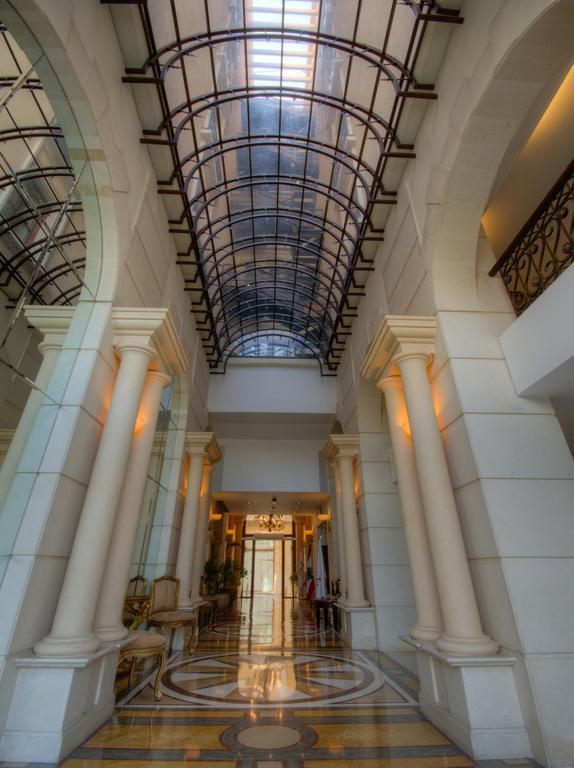 Le Patio Boutique Hotel Beirut Downtown Exteriör bild