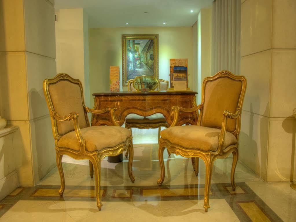 Le Patio Boutique Hotel Beirut Downtown Exteriör bild
